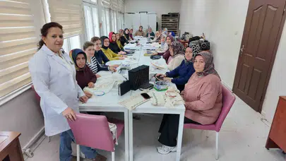 İğne oyasından tel kırmaya: Anadolu’nun kaybolmaya yüz tutan mirası KAYMEK ile yeniden sahnede