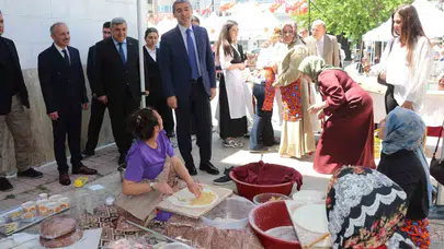 Afyonkarahisar’da el emeği göz nuru eserler görücüye çıktı: Yılın yorgunluğu sanata dönüştü