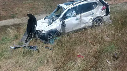 Batman yolunda korkunç kaza: Hurdaya dönen araçtan sağ çıktılar