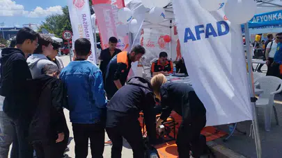 Afyon’da gençlerden afetlere karşı tam donanımlı hazırlık: AKÜFEST’te AFAD rüzgarı