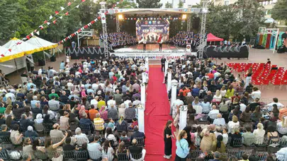 Gaziantep’in eğitim çınarı yeni mezunlarını büyük bir gururla uğurladı: 62 yıllık miras geleceğe emanet