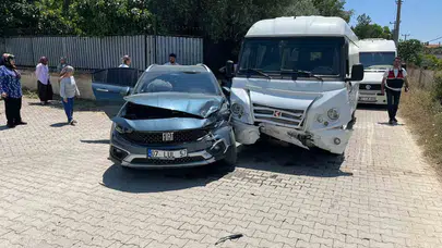 Miniklerin okul yolunda büyük korku: Servis kazasında 9 kişi hastanelik oldu