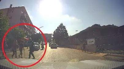 Sabah trafiğinde yürek ısıtan anlar: Zabıta memurundan örnek hareket