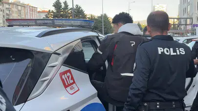 Kayseri'de dehşet saçacaktı: Emniyet güçleri kapıda kıskıvrak yakaladı