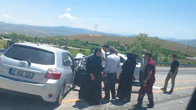 Elazığ-Keban yolunda can pazarı: İki araç çarpıştı, aralarında çocuk da var