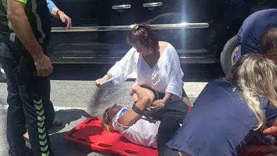 Manavgat'ta yaya geçidi kabusu: Alman turiste çarpan motosikletli dehşet saçtı