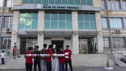 Siirt’in genç beyinleri uzaya gözünü dikti: Marifetname’den aldıkları ilhamla zirveye uçacaklar