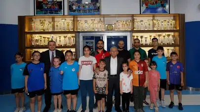 Kayseri’de şampiyonların adresi: Masa tenisi salonunda genç yeteneklerle buluştu