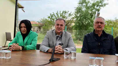 Hacılar’da belediye başkanı ile vatandaşlar arasında samimi buluşma: Sorunlar yerinde çözülüyor