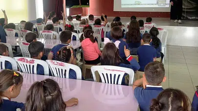 Geleceğin dünyasını bugünden inşa ediyorlar: Minik öğrencilere doğa nöbeti eğitimi