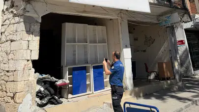 Adıyaman’da ölüm saçan bina: Mahalleli her sokağa çıktığında korku dolu anlar yaşıyor