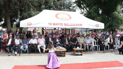Çöpten podyuma uzanan yaratıcılık: Minikler hem eğlendi hem öğretti