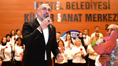Kestel’de türkü ziyafeti: Salonu hınca hınç doldurdular