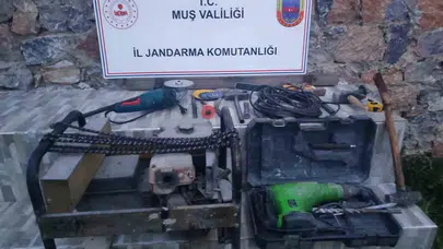 Tarihi mirasa balyoz darbesi: Jandarmadan suçüstü operasyonu