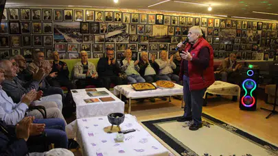 Amasya'da bir dernek binası geçmişin izlerini taşıyan bir müzeye dönüştü: 750 hatıra fotoğrafı duvarları süslüyor