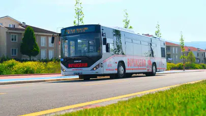 Sakarya'da bayram trafiği belediye eliyle rahatladı: 180 bin kişi ücretsiz ulaştı