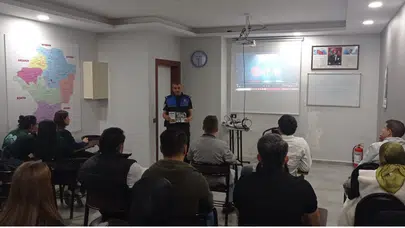 Niğde'de polis ekipleri sahaya indi: Siber tuzaklara karşı kritik uyarı