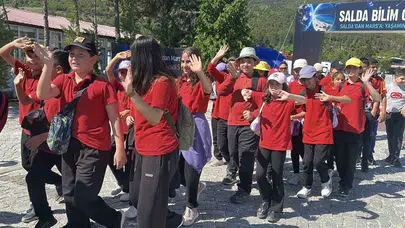 Salda Gölü artık sadece turkuaz sularıyla değil uzay araştırmalarıyla anılıyor: Bilim dünyası bu kıyıda buluştu
