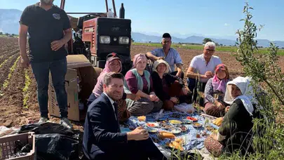 Tarlada sabah mesaisi: Başkan Tatık'tan üreticiye destek ziyareti