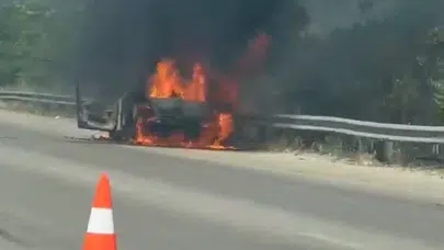 Bursa otobanında korku dolu anlar: Saniyeler içinde küle döndü