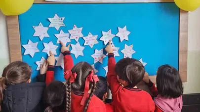 Kayseri’den Avrupa’ya uzanan dostluk köprüsü: Minik öğrenciler zorbalığa karşı tek yürek oldu