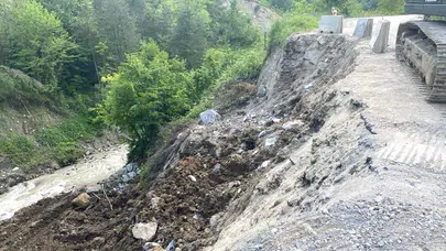 Düzce'de toprak alarm verdi: Uğur Köyü'nde ekipler seferber oldu