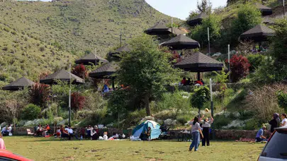 220 bin kişi bayramı orada karşıladı: Zincidere doğa tutkunlarının buluşma noktası oldu