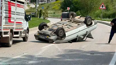 Eğirdir’de yürekleri ağza getiren kaza: Kontrolden çıkan otomobil takla attı