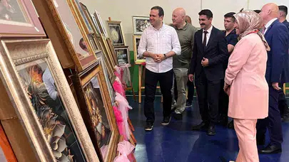 Hayrabolu'da sanat rüzgarı: Kursiyerlerin bir yıllık emeği görücüye çıktı