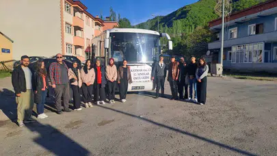 Sınav maratonuna moral molası: Posoflu gençler Rize’nin doğasında stres attı