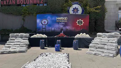 Zehir tacirlerine büyük darbe: 4 ilde eş zamanlı baskınla 1 tonun üzerinde uyuşturucu yakalandı