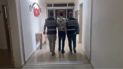 20 yıllık firar sona erdi: Hırsızlık suçlusu kıskıvrak yakalandı