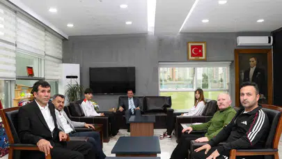Dünya kürsüsünden Kayseri’ye gurur dolu dönüş: Genç yetenekler başarılarını paylaştı