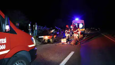 Nevşehir'de feci kaza: Patates yüklü tırın dorsesine çarpan otomobil sürücüsü kurtarılamadı