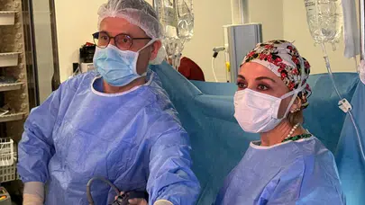 Karın ağrısı şikayetiyle gitti, tıp dünyasını şaşkına çeviren tabloyla karşılaştı: Yumurtalığından damak çıktı