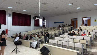 Sınav stresini müzikle attılar: Hisarcık MYO’da unutulmaz final