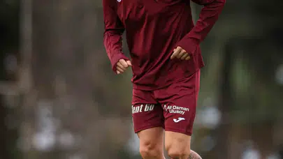 Trabzonspor’da veda vakti: Yıldız isim rotayı Yunanistan’a çevirdi