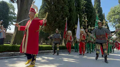 İstanbul’un tarihi sarayları yeniden mehter sesleriyle yankılanıyor: Tarihe yolculuk başladı