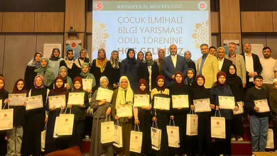 Kütahya’da hafızlık yolunda büyük başarı: İlmihal yarışmasının şampiyonu belli oldu