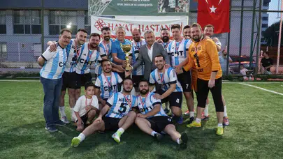 Düz Boya geleneği bozmadı: Şükrü Şankaya Turnuvası’nda kupa yine onların oldu