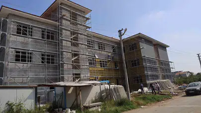 Düzce’de eğitim yatırımları hız kesmiyor: Turgut Özal Anadolu Lisesi’nde geri sayım başladı
