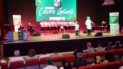 Şanlıurfa’da doğa nöbeti: Geleceğin çevrecileri sahnede hünerlerini sergiledi