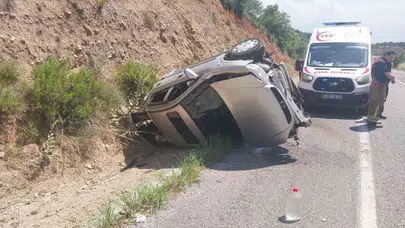Salihli yolunda korku dolu anlar: Takla atan araçtan sağ çıktılar