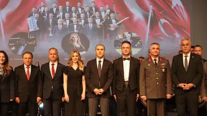 Afyonkarahisar’da müzik ziyafeti: TÜRKAY sahnesiyle büyüledi