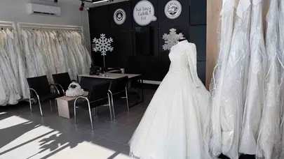 Genç kızların hayallerini süsleyen o özel gün için Talas’ta büyük dayanışma: Gelinlik masrafı dert olmaktan çıktı