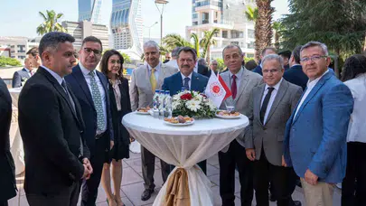 İzmir Adliyesi'nde bayram coşkusu: Yargı camiası bir araya geldi