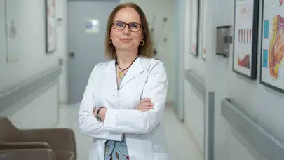 Hamilelikte kulaktan dolma bilgilere veda: Uzmanından anne adaylarına kritik uyarılar
