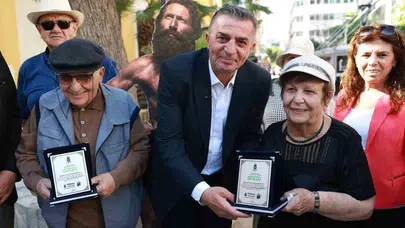 Manisa’nın yeşil efsanesi meydanlara döndü: Ahmet Bedevi’nin yaşamı fotoğraflarla ölümsüzleşti