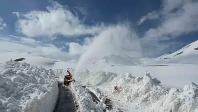 6 ay süren sessizlik sona erdi: Bahçesaray'da ulaşım çilesi nihayet bitti