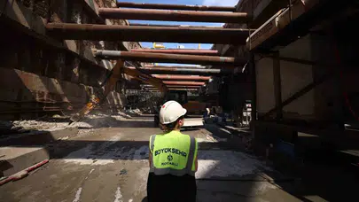Kocaeli’de dev dönüşüm: Yerin metrelerce altında 6 dev makine şehri geleceğe taşıyor